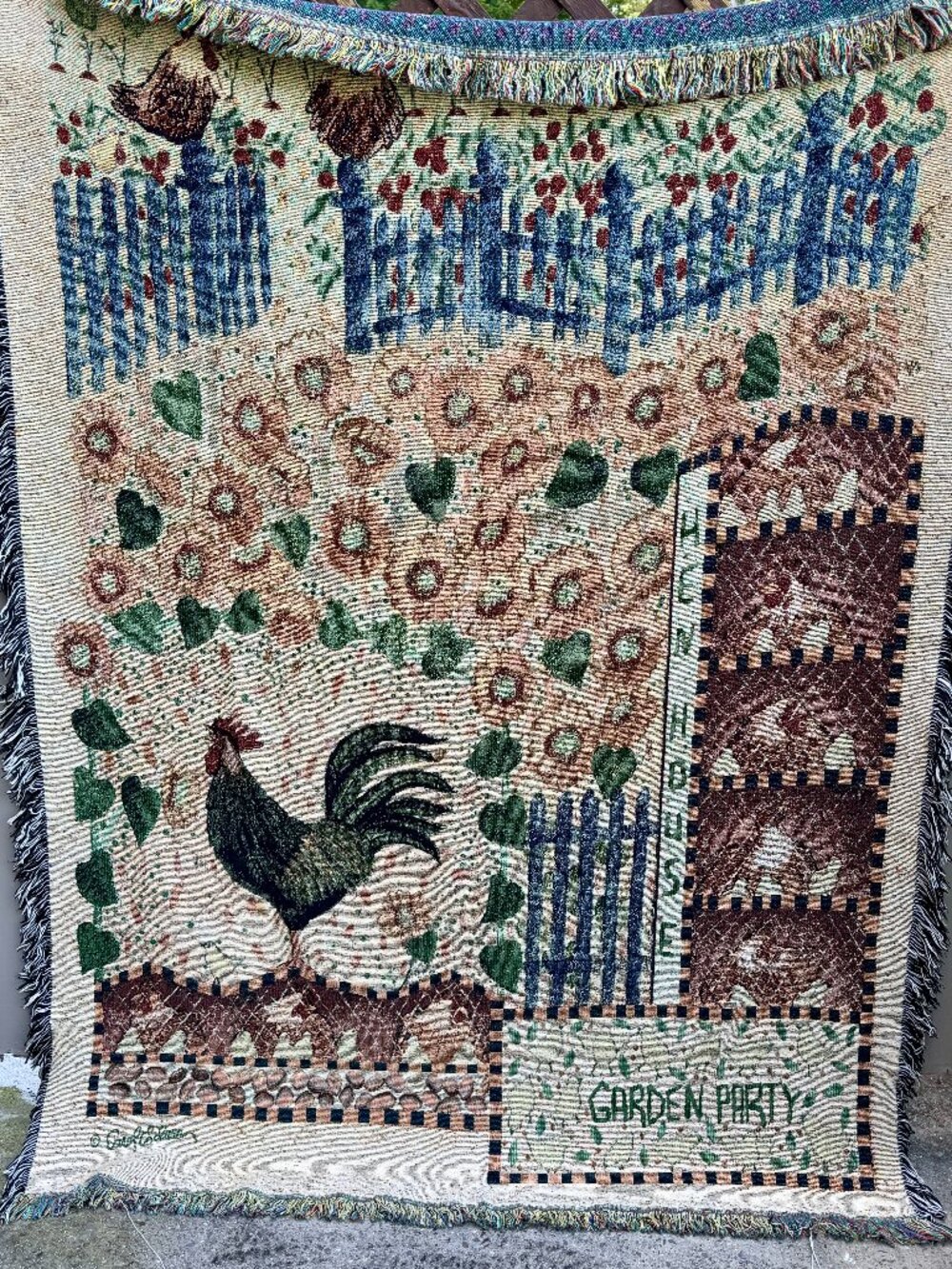 Carol Endres Hen House Garden Party Tapestry Throw apx 54x70
